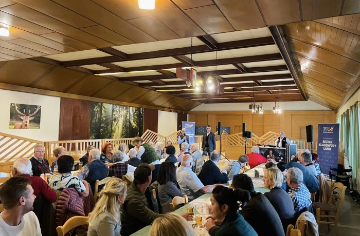 FPÖ-Heimat-Herbst "Backhendlschmaus" in Maria Saal